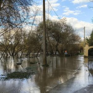 Situation à Condé : la Marne se retire, mais des accès restent coupés